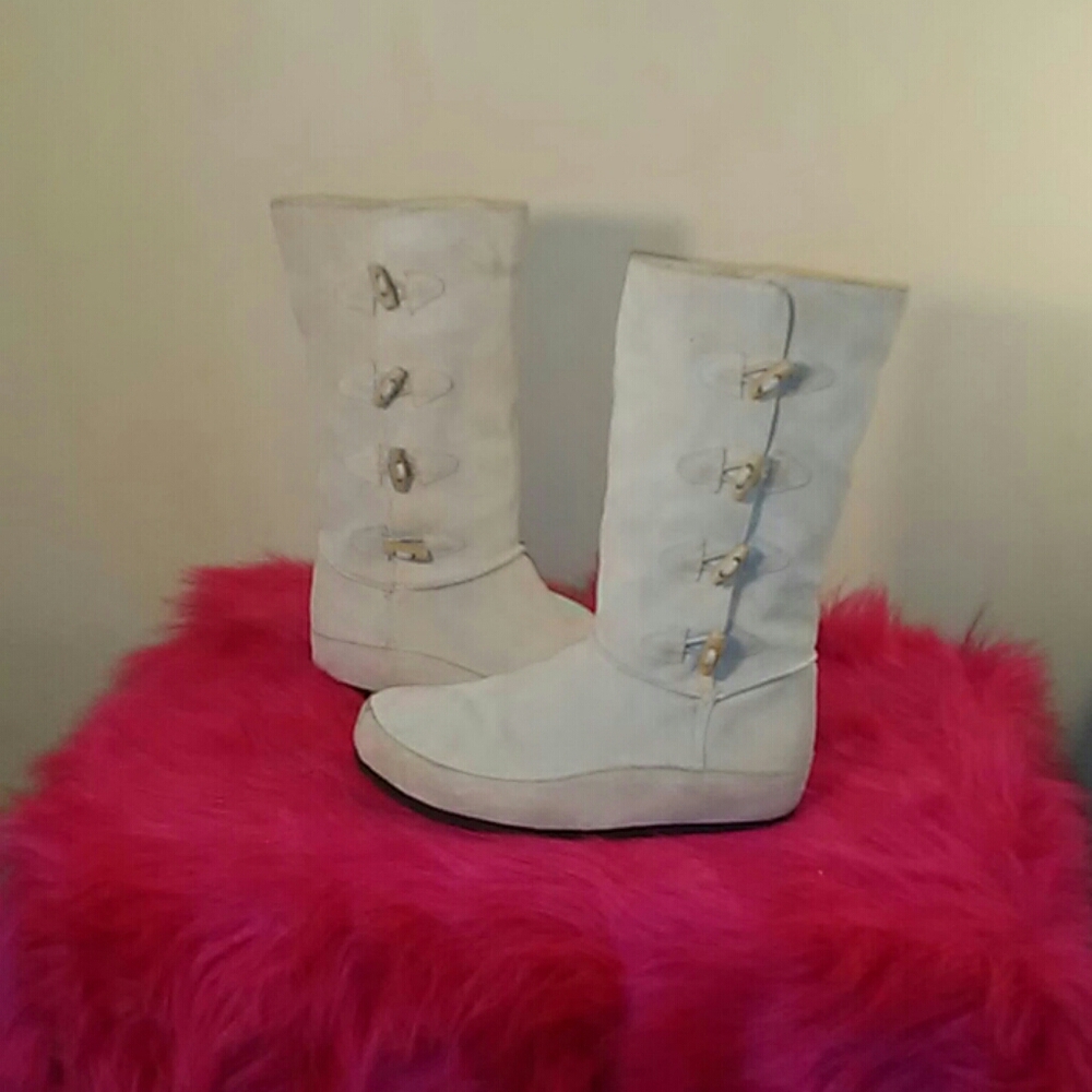 Y-Not? Suede Boots